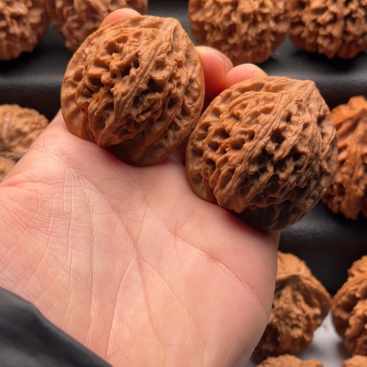 把件文玩核桃玉华宫39