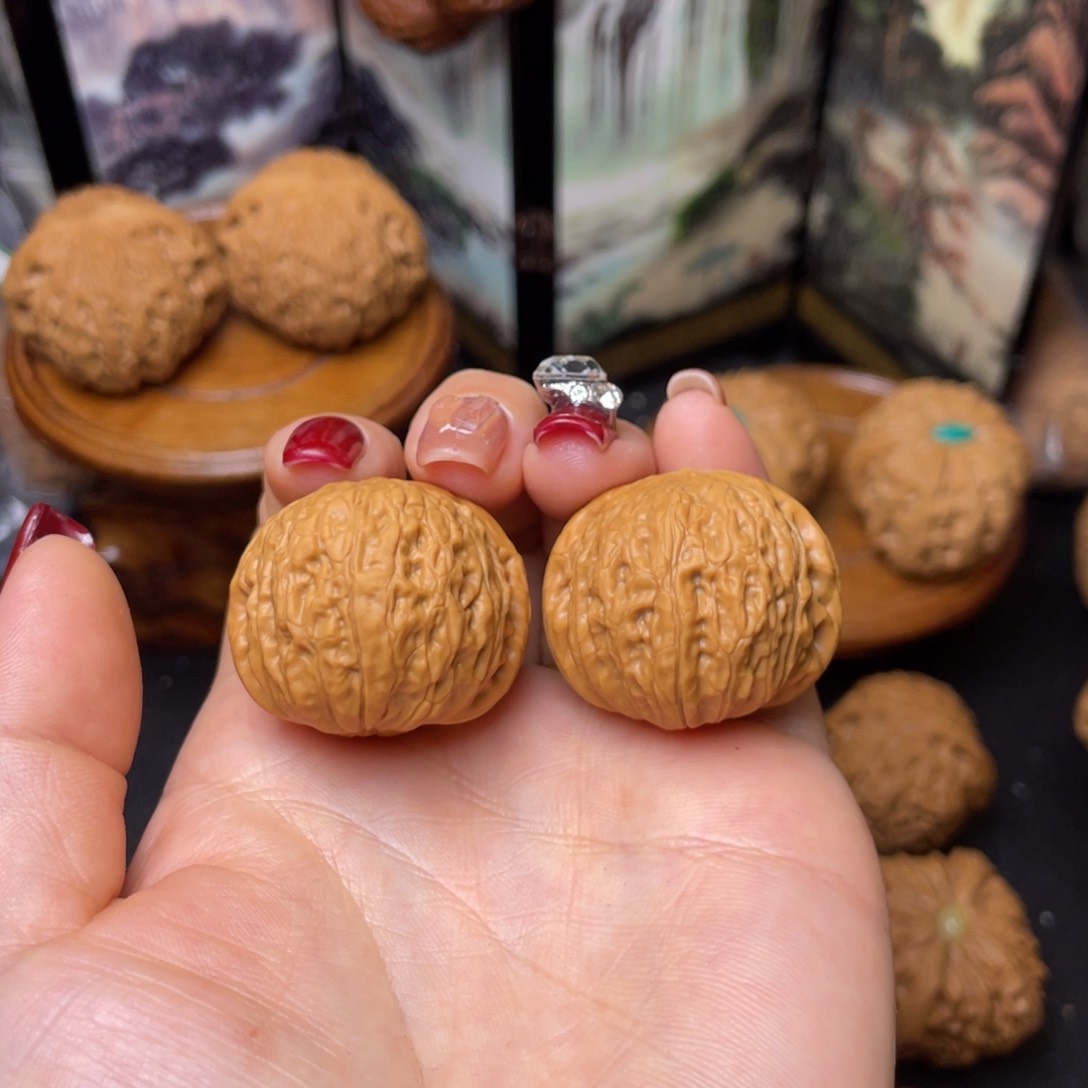 文玩核桃把件赵**32铁锤