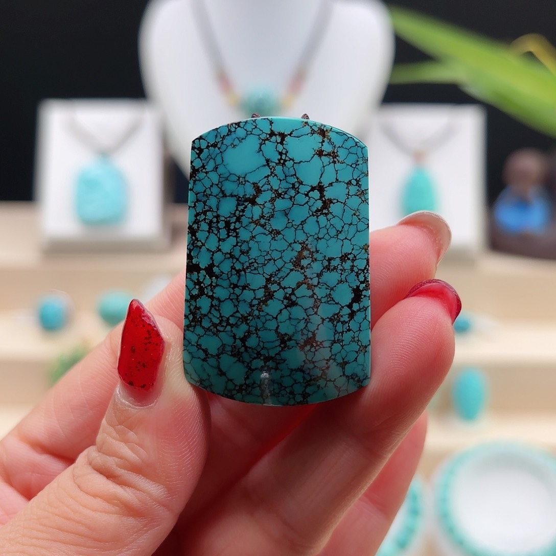 绿松石配饰未镶嵌