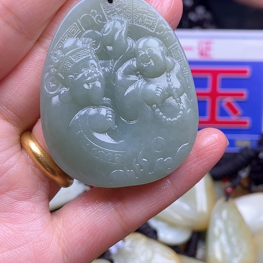 颈饰未镶嵌和田玉