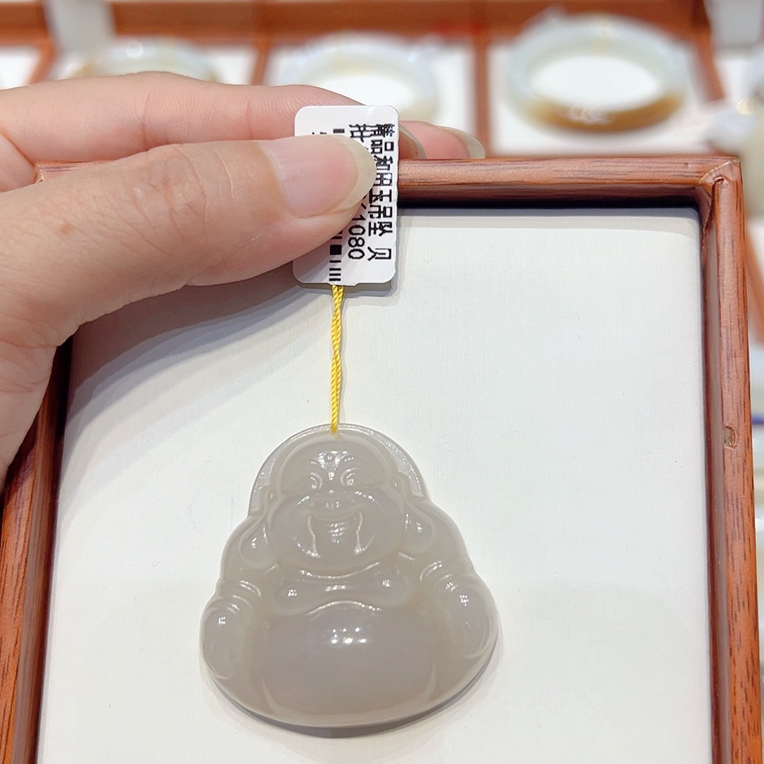 和田玉未镶嵌颈饰李*森