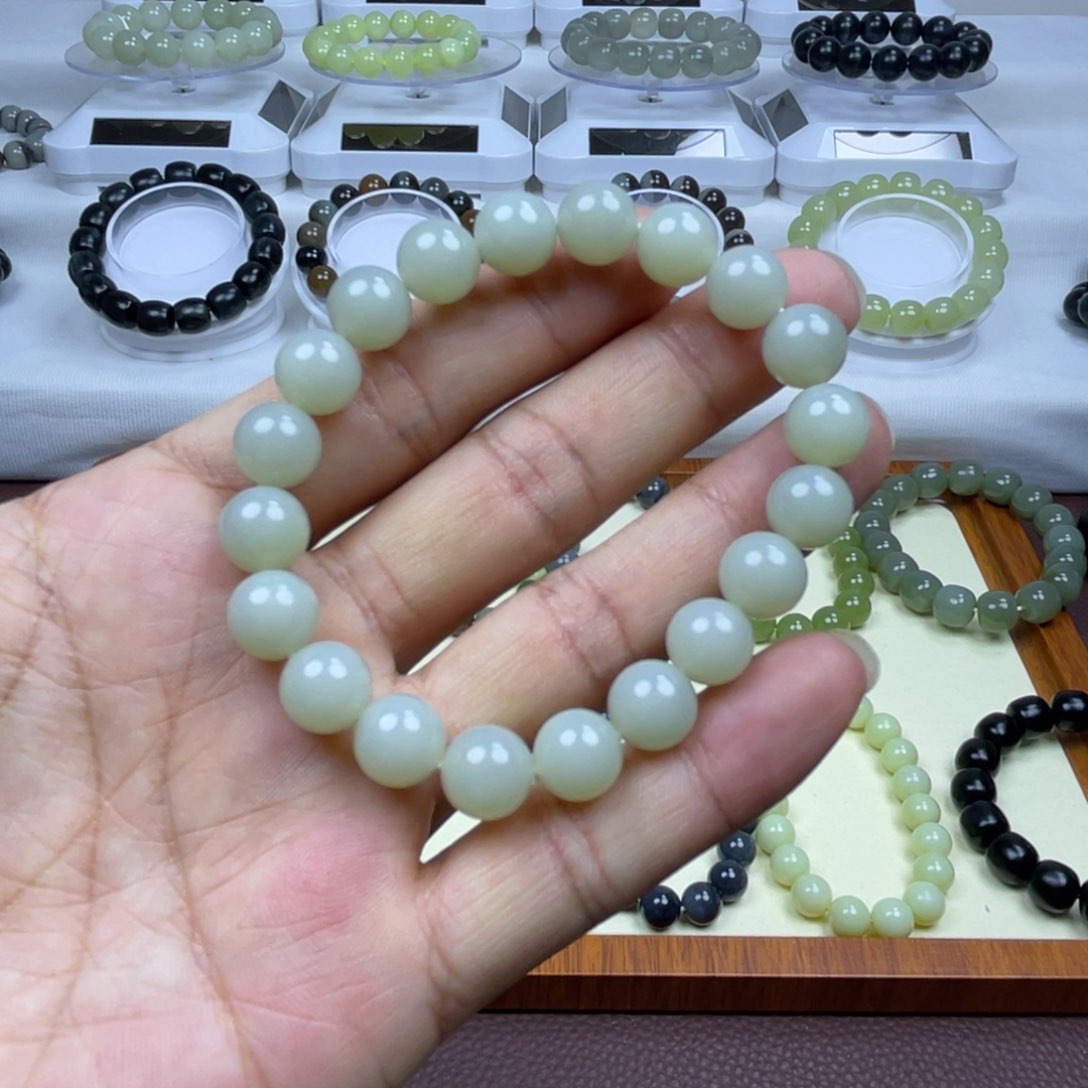 手链未镶嵌和田玉