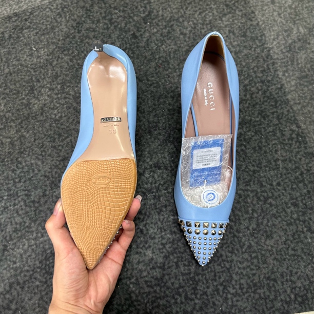 95新 GUCCI/古驰 古驰蓝色尖头高跟鞋36码