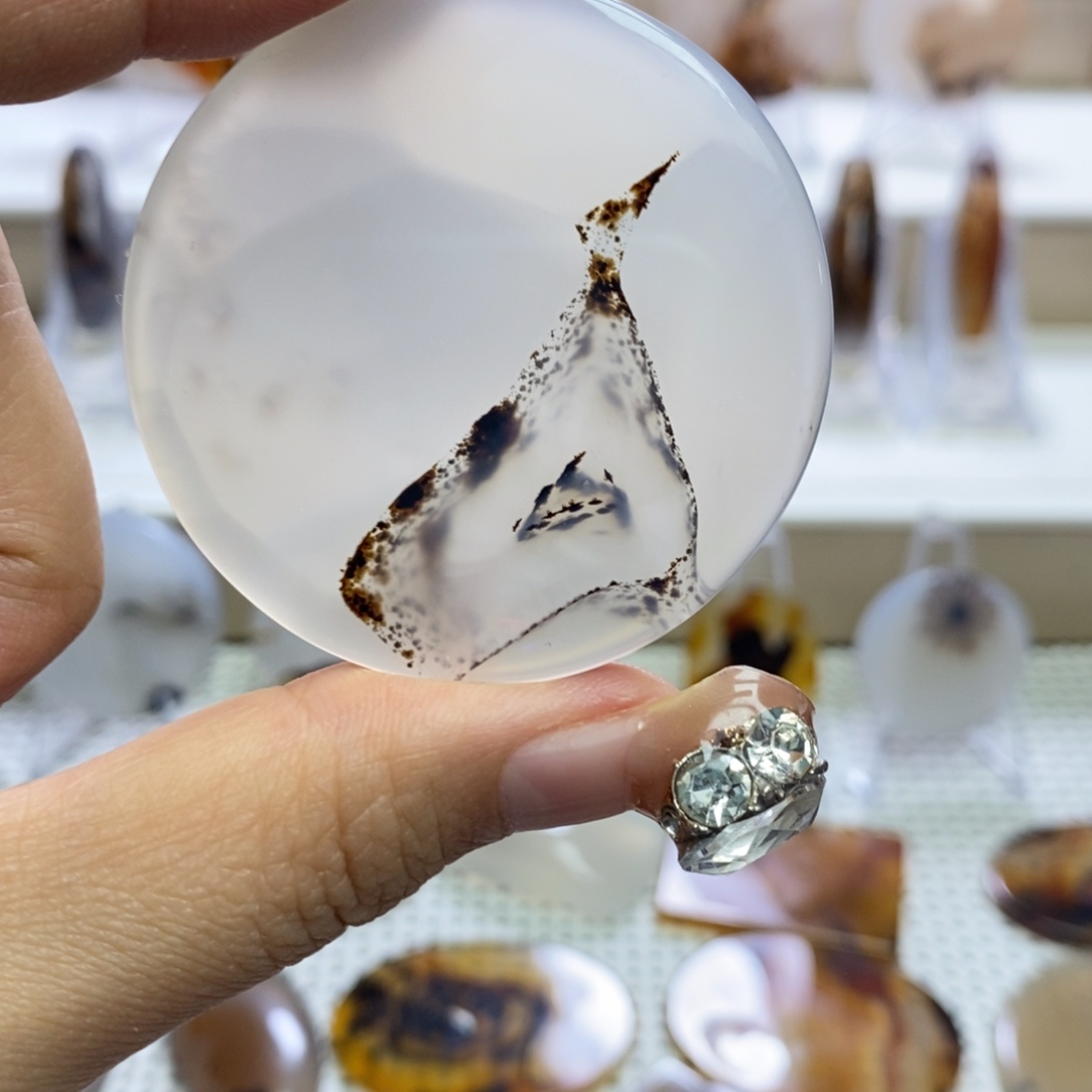 玛瑙/玉髓未镶嵌吊坠(不含链)