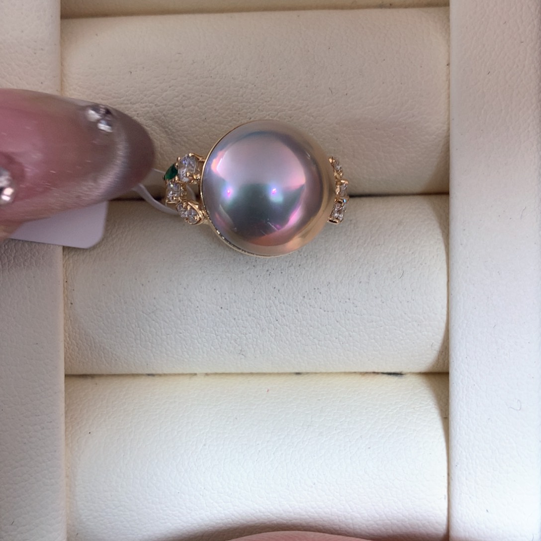 拼合珍珠（马贝珠）戒指18K金镶嵌