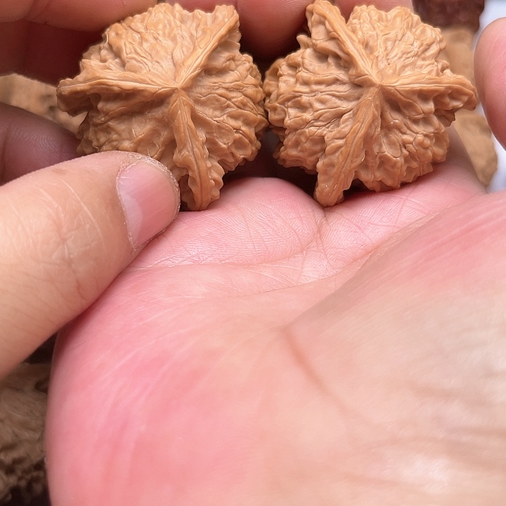 文玩核桃吊坠我想要