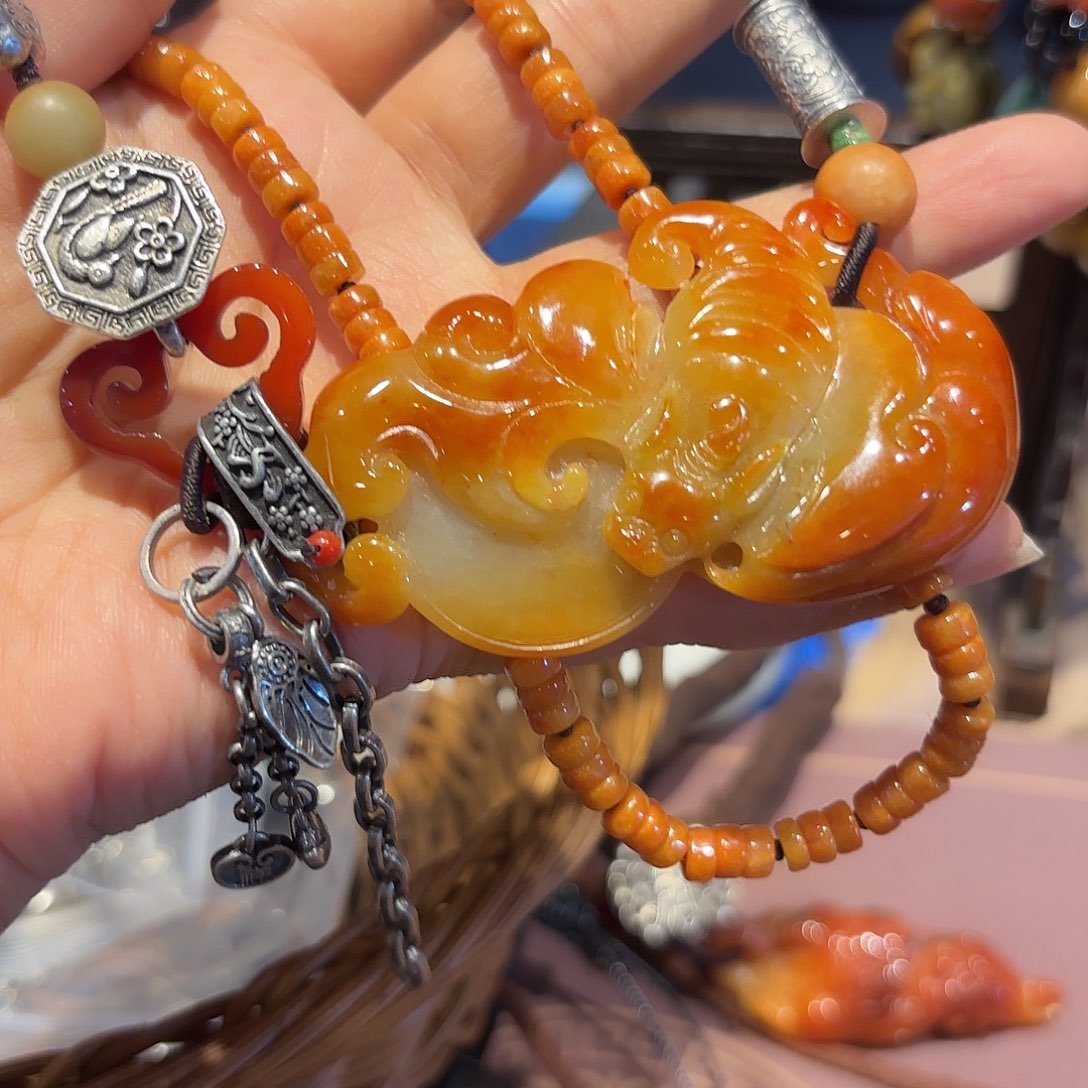 翡翠未镶嵌颈饰原创