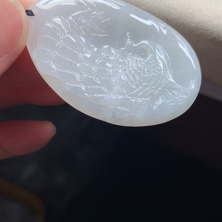 翡翠颈饰未镶嵌吊坠