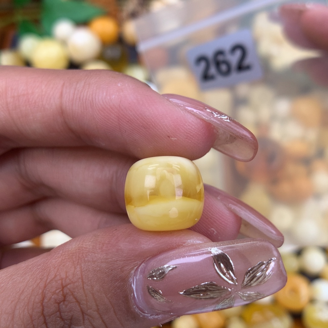 琥珀珠宝奇石未镶嵌12.7