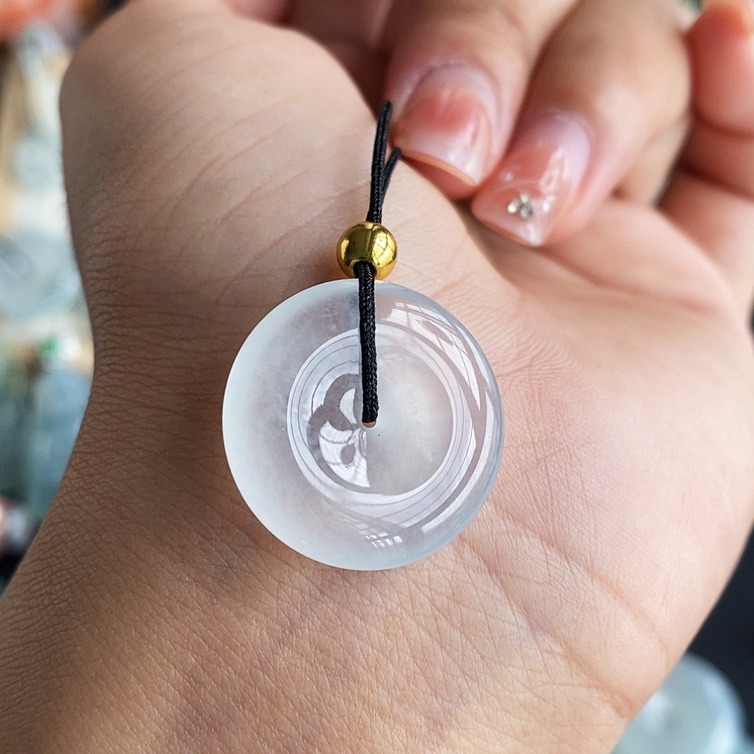 翡翠未镶嵌颈饰翡翠首饰