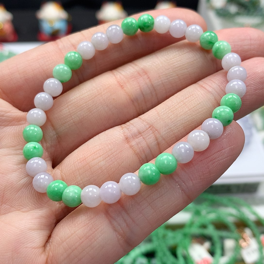 翡翠手链未镶嵌翡翠