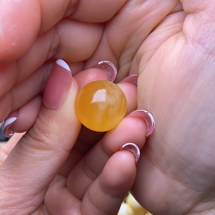 琥珀裸石未镶嵌888888888