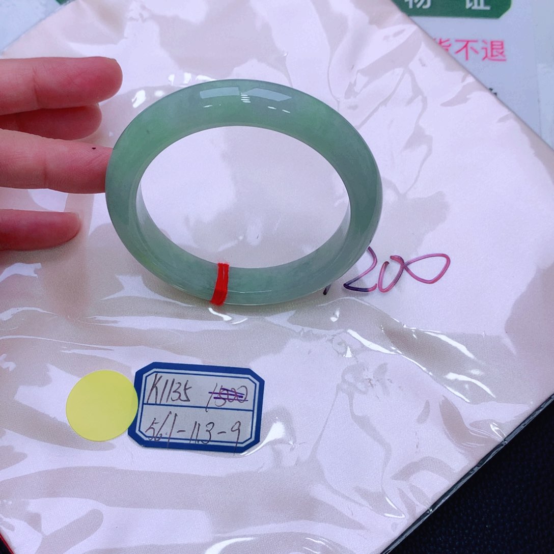 未镶嵌手镯翡翠缅甸翡翠手镯