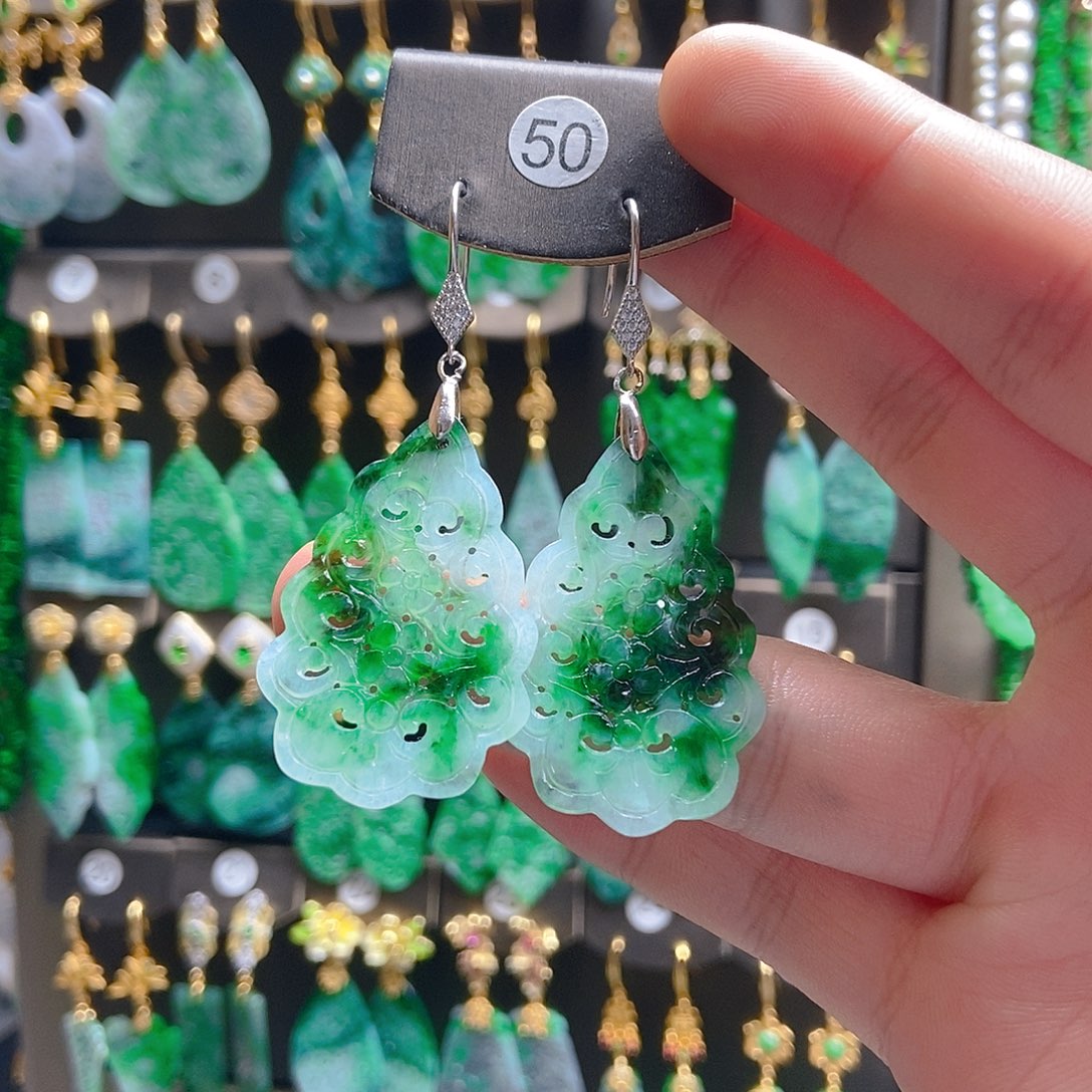 翡翠未镶嵌耳饰翡翠