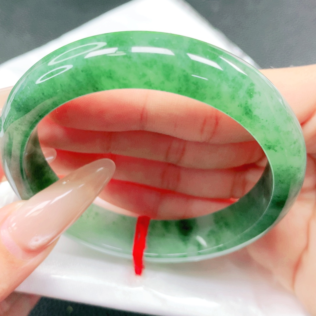 翡翠未镶嵌手镯57