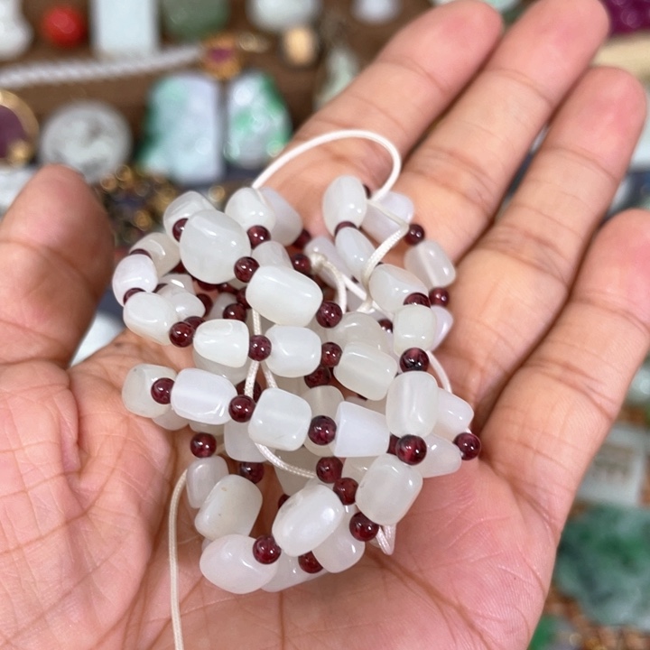 颈饰未镶嵌和田玉（糖玉）漂亮9999988888888888888