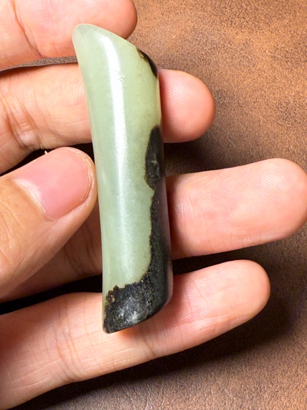 黄玉管 造型奇特 玉质沁色漂亮