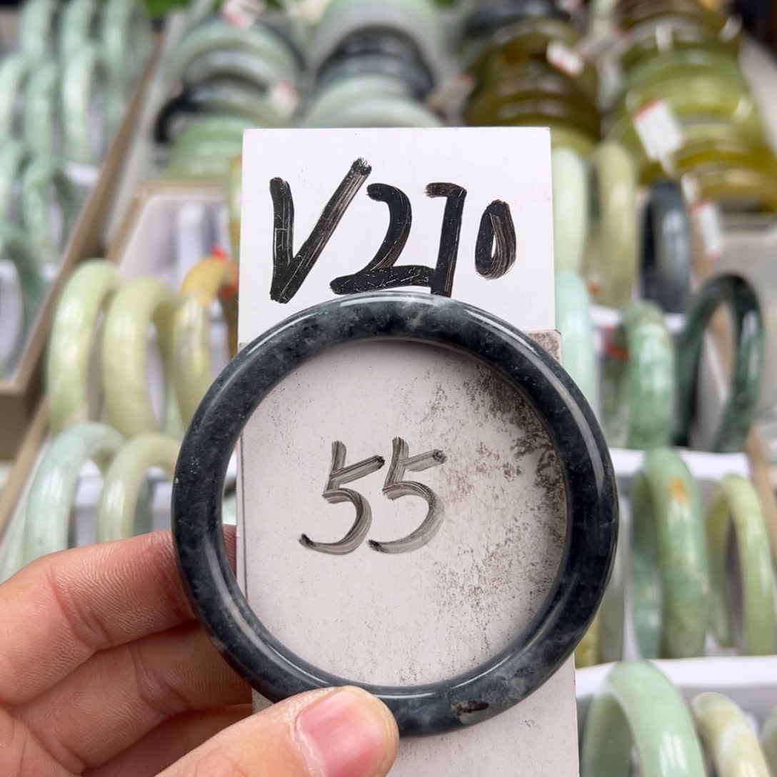 岫玉手镯未镶嵌天然岫玉微瑕，可以正常佩戴