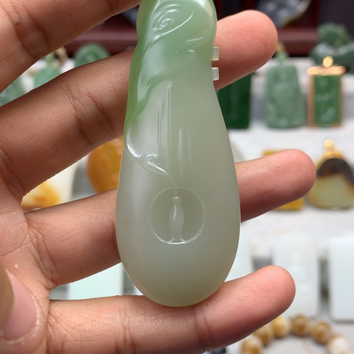 和田玉未镶嵌挂件