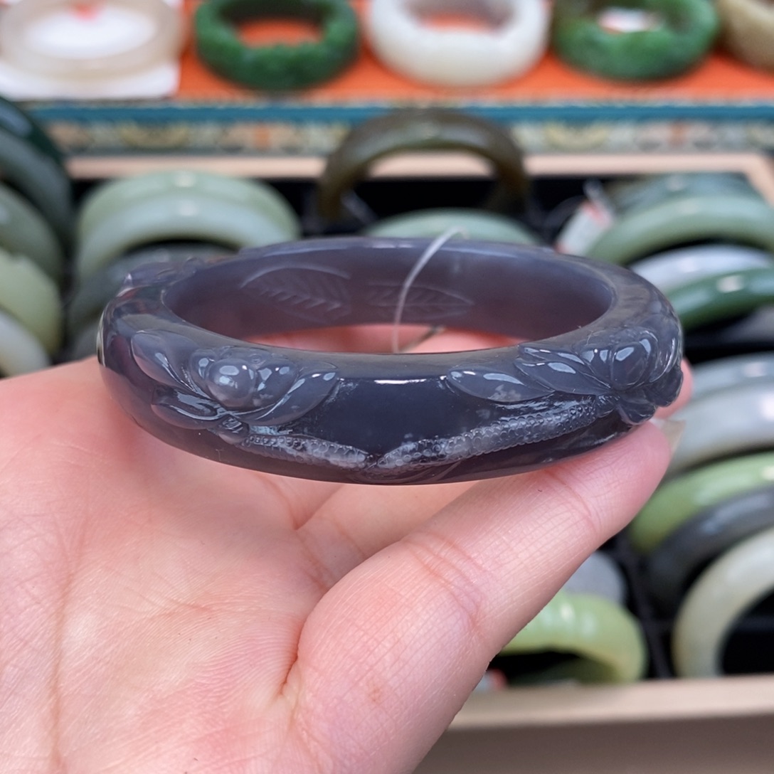 月***儿和田玉未镶嵌手镯52.3