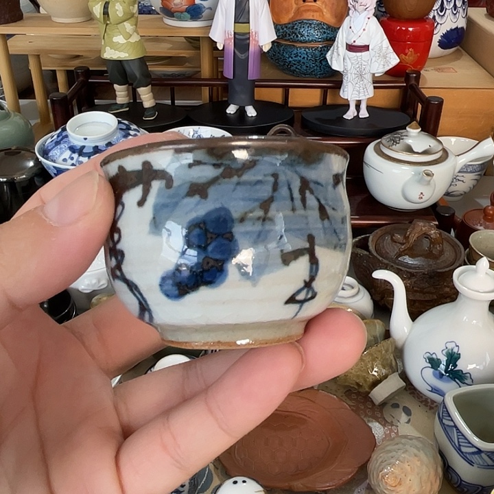 瓷片小杯子一个好看的哦