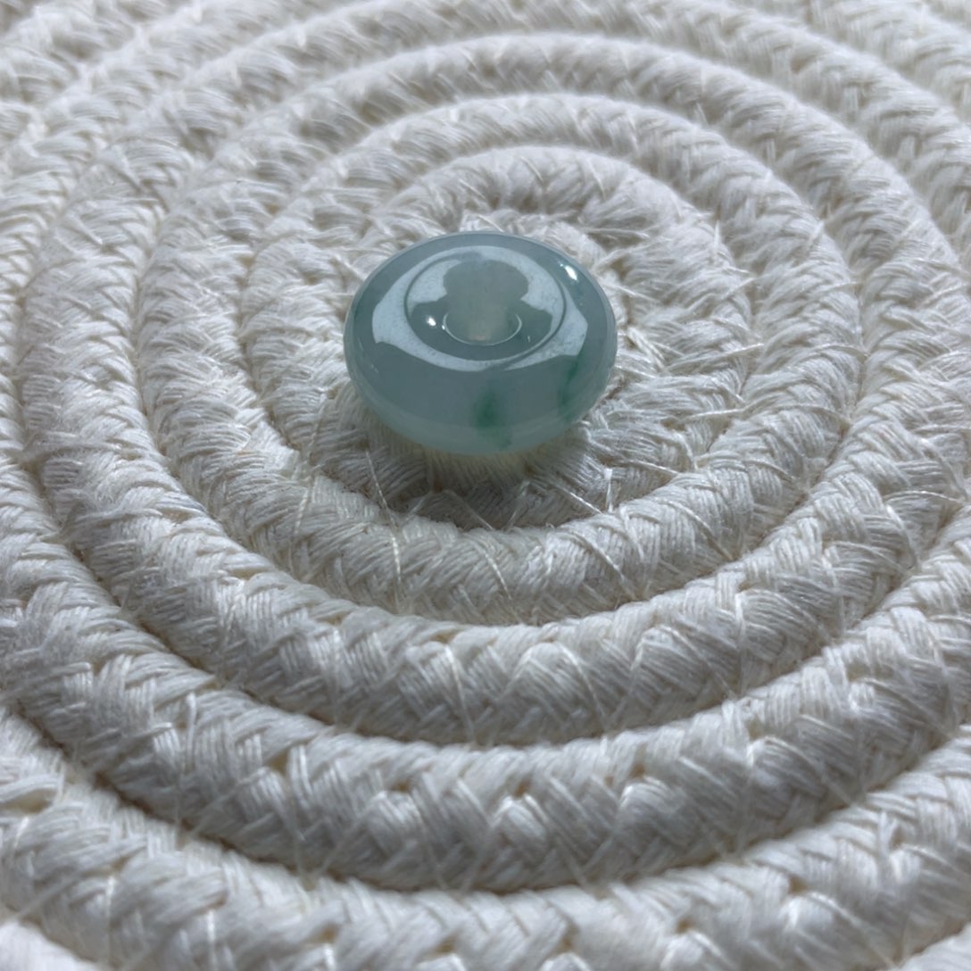 用***8翡翠散珠天然翡翠