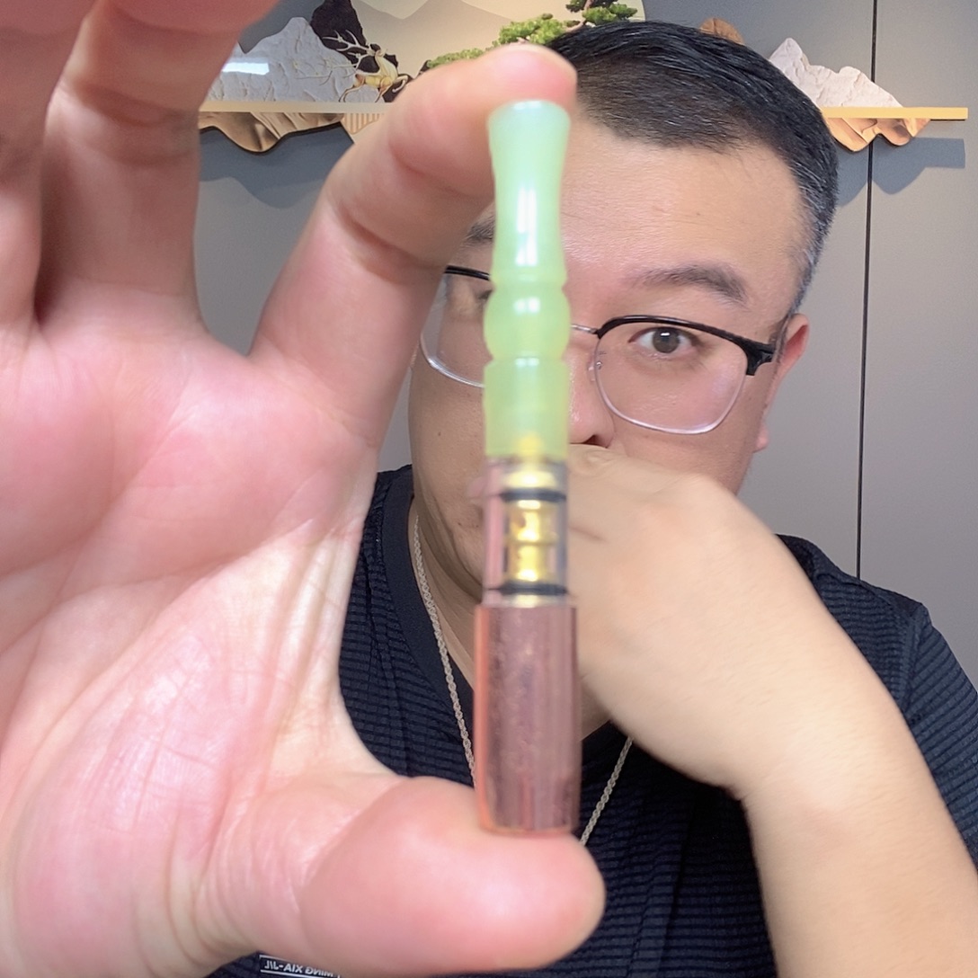 未镶嵌蛇纹石玉珠宝奇石