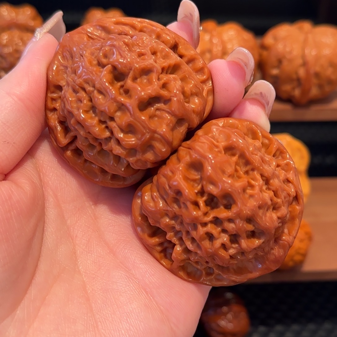 桃核吊坠蟒*精品官帽48 精品822