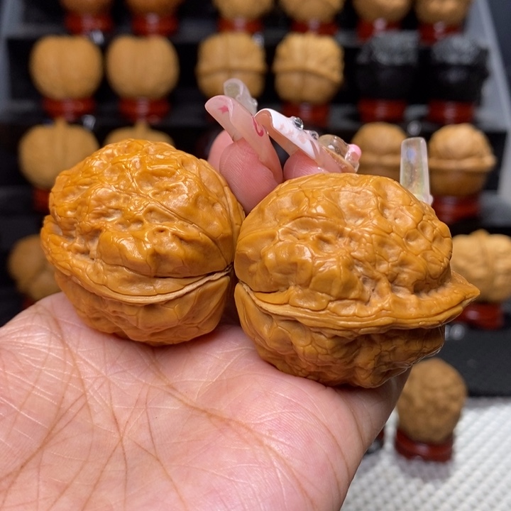 文玩核桃把件冰蟾39号