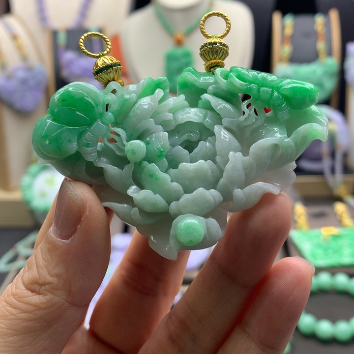 翡翠吊坠(不含链)未镶嵌