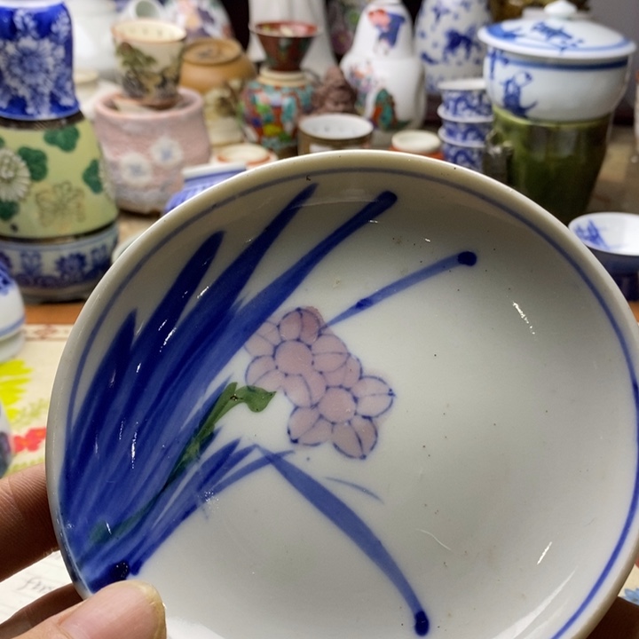 瓷片是的呀哈哈是这样哈哈