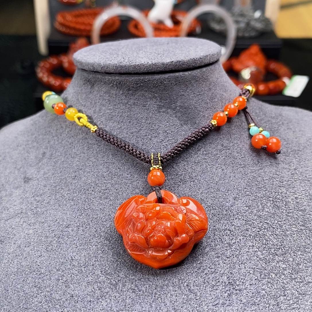 南红玛瑙未镶嵌四川凉山花开富贵毛衣链