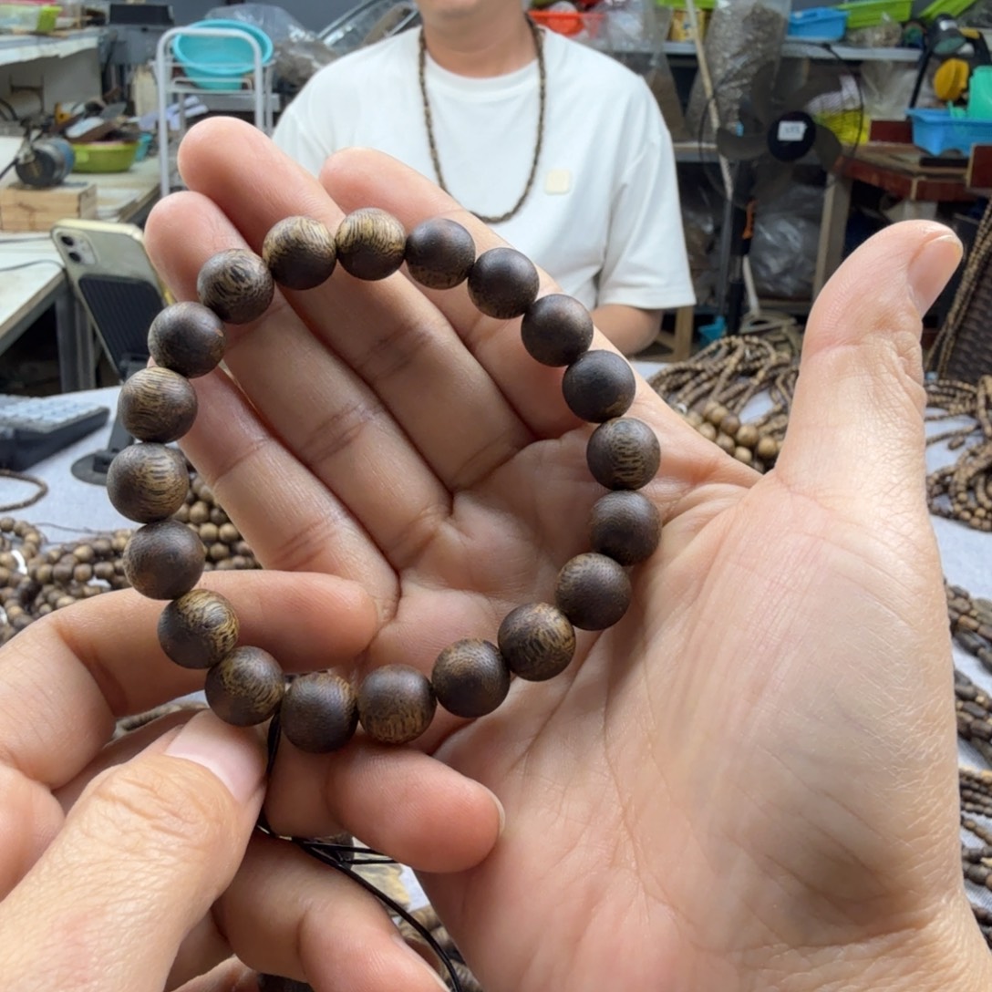 石***司沉香香囊沉香1.0单圈9.3克