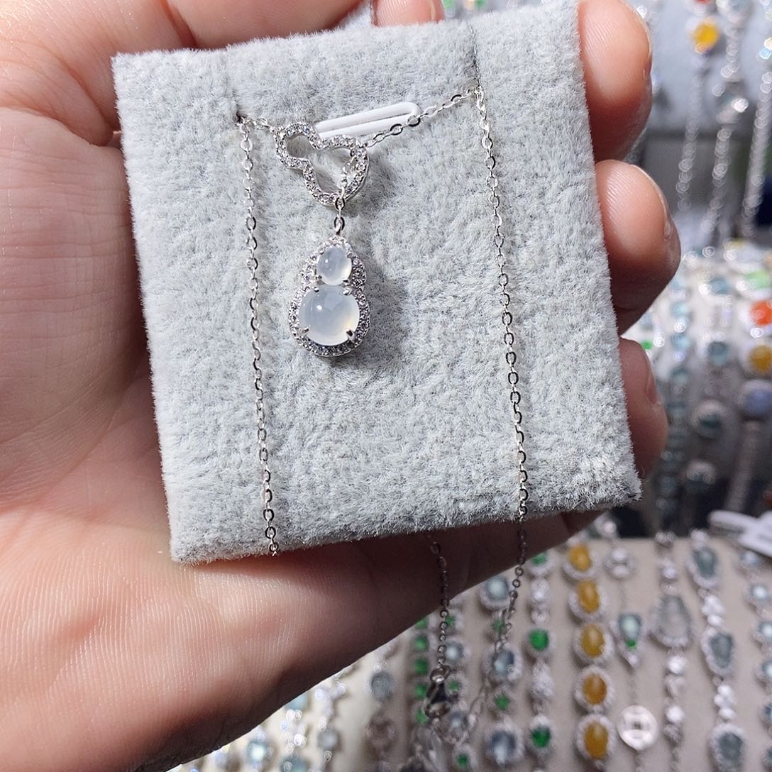 翡翠银S925镶嵌颈饰