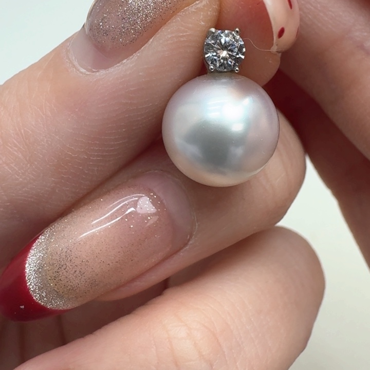 海水珍珠颈饰18K金镶嵌