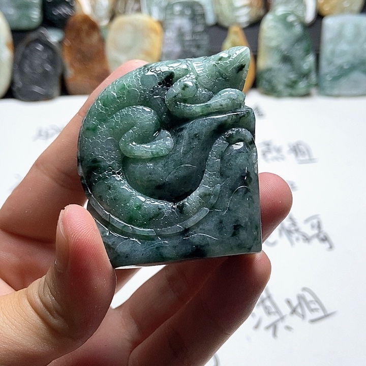 翡翠未镶嵌颈饰翡翠a货