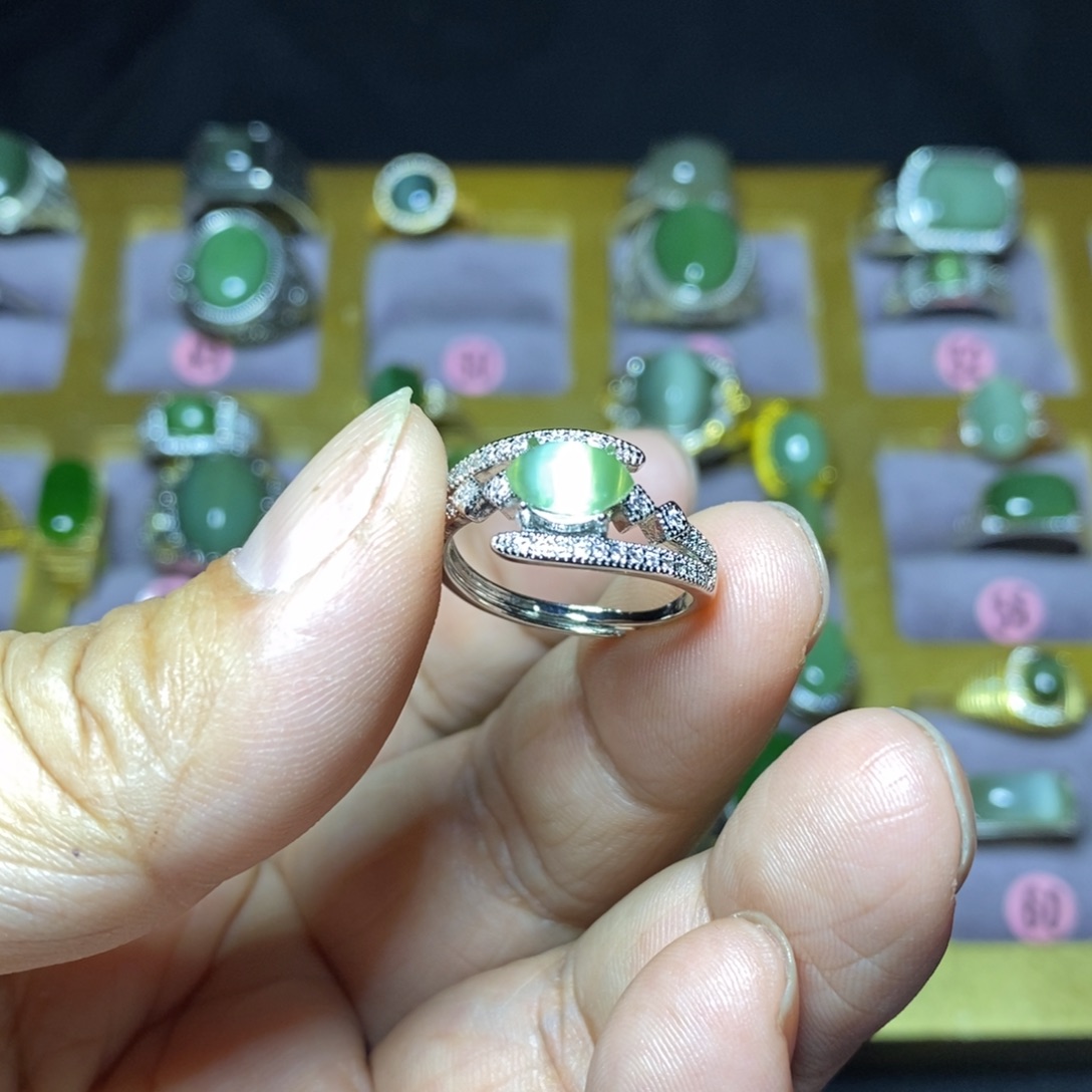 和田玉（碧玉）戒指未镶嵌