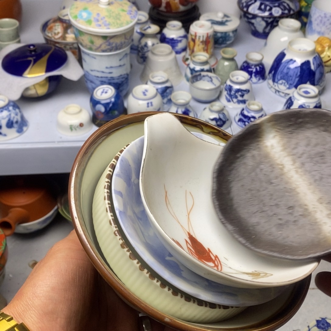 瓷片在家闲不住吗哈哈