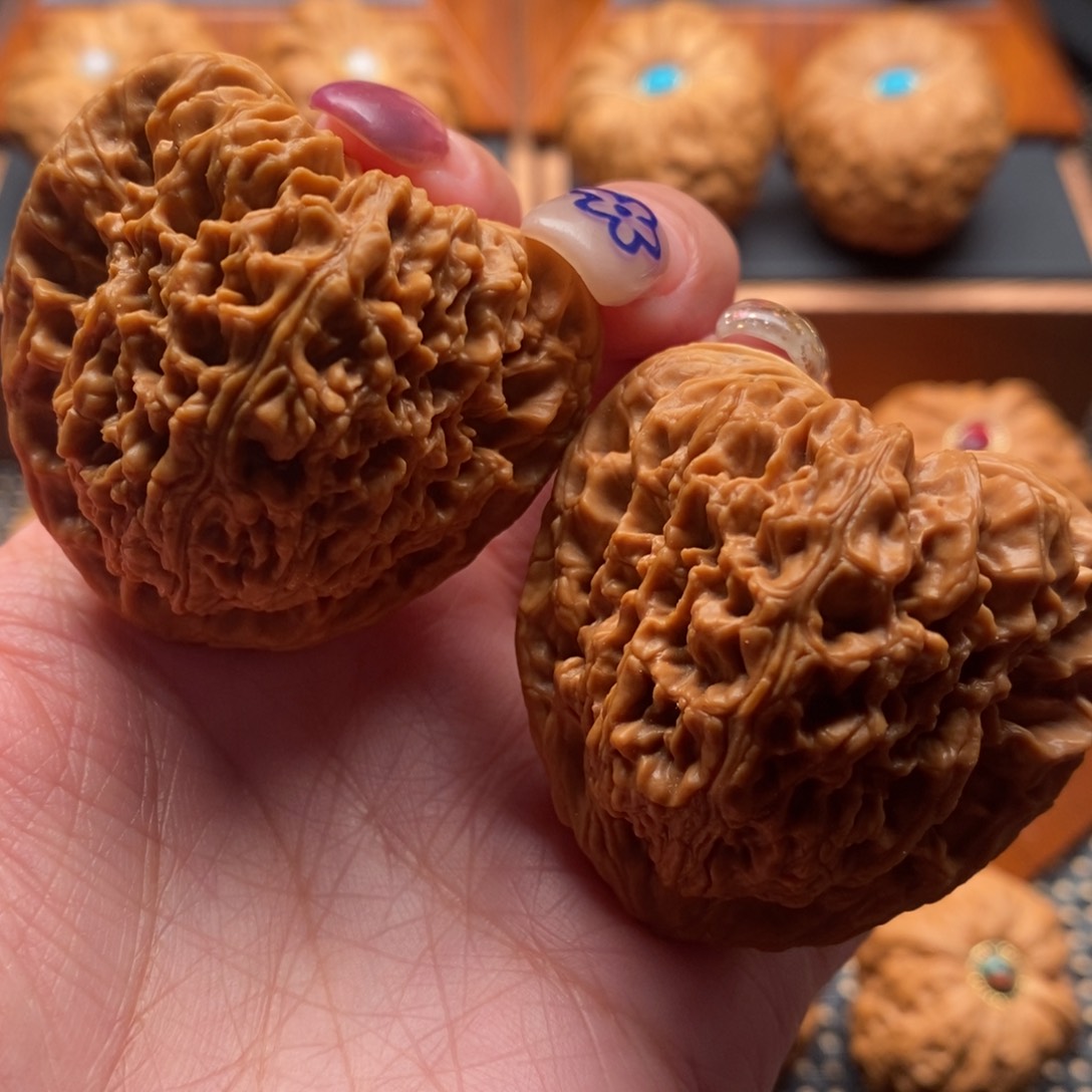 文玩核桃把件43尺寸全品三角江