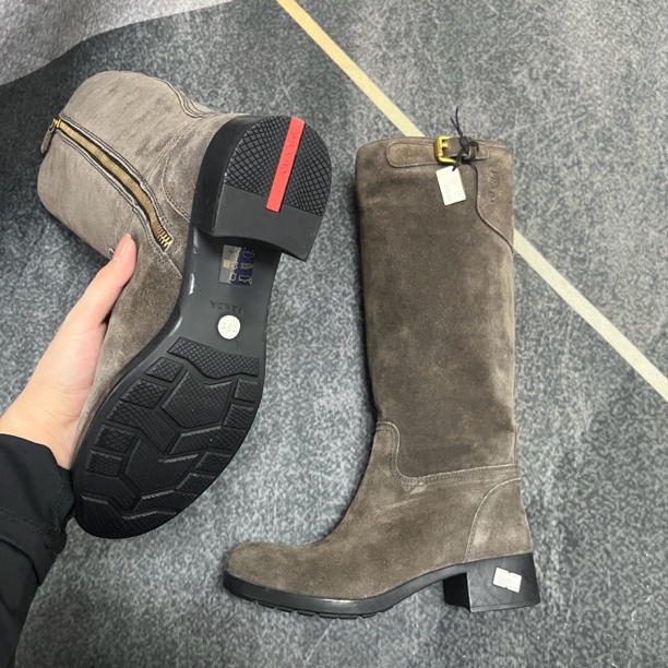 未使用 Prada/普拉达 普拉达长筒靴37码