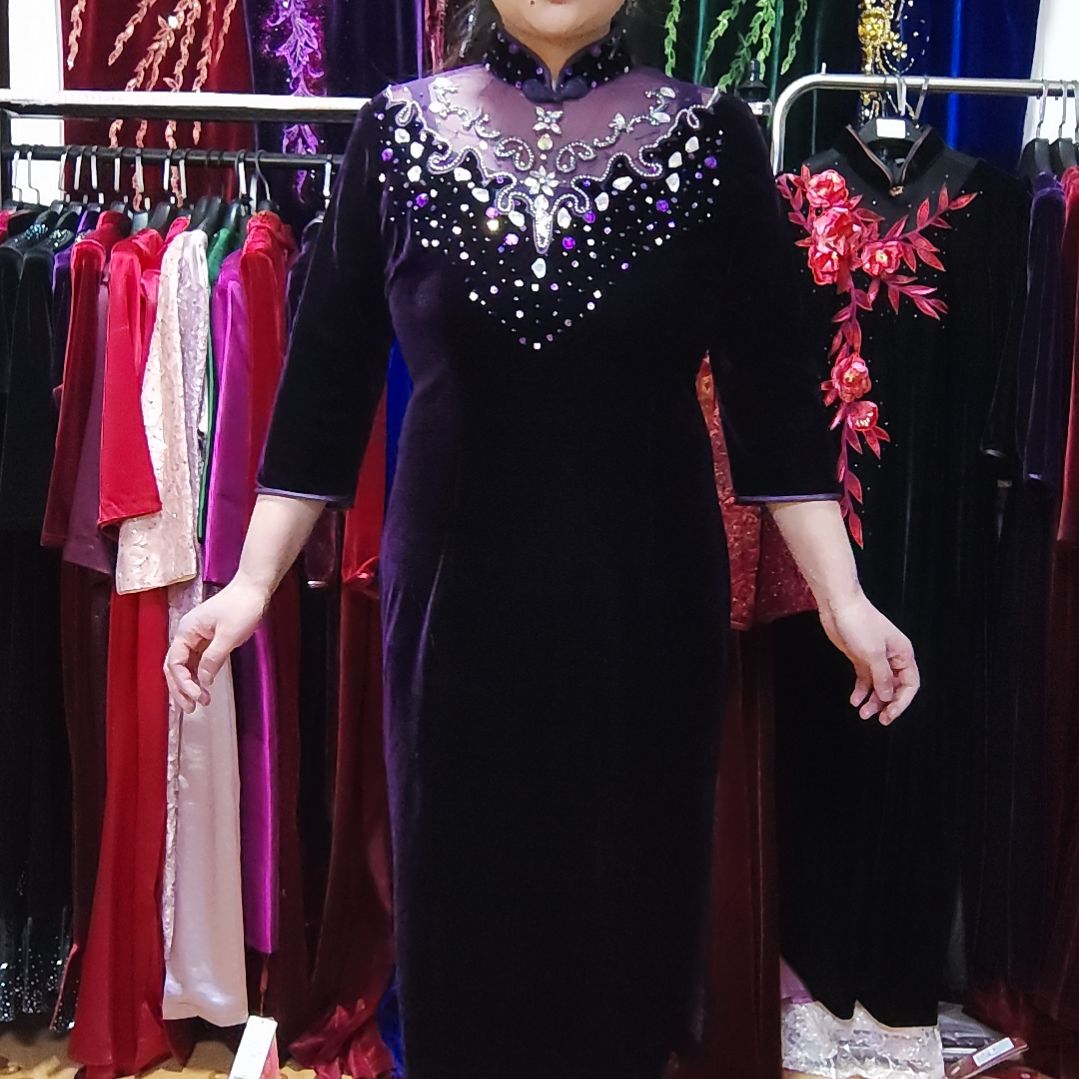 紫色金丝绒领子微透短款手工穿珠旗袍xl100-125内