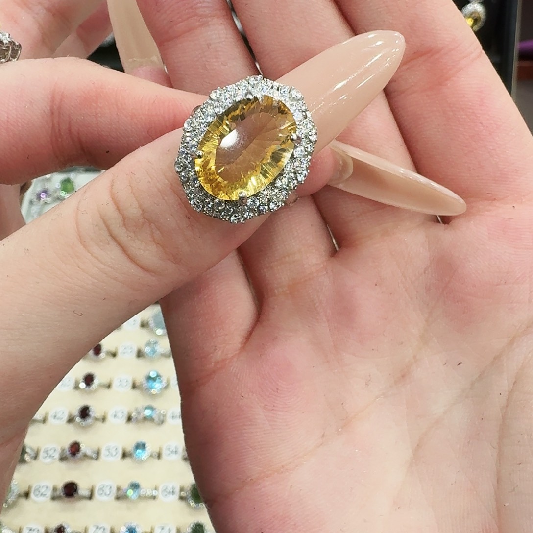 小***儿银S925镶嵌戒指黄晶