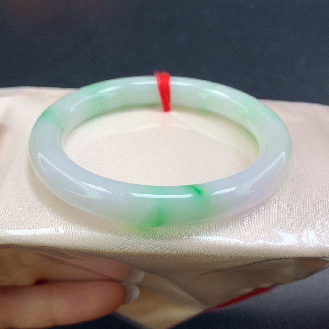 翡翠手镯未镶嵌（11号）圆条