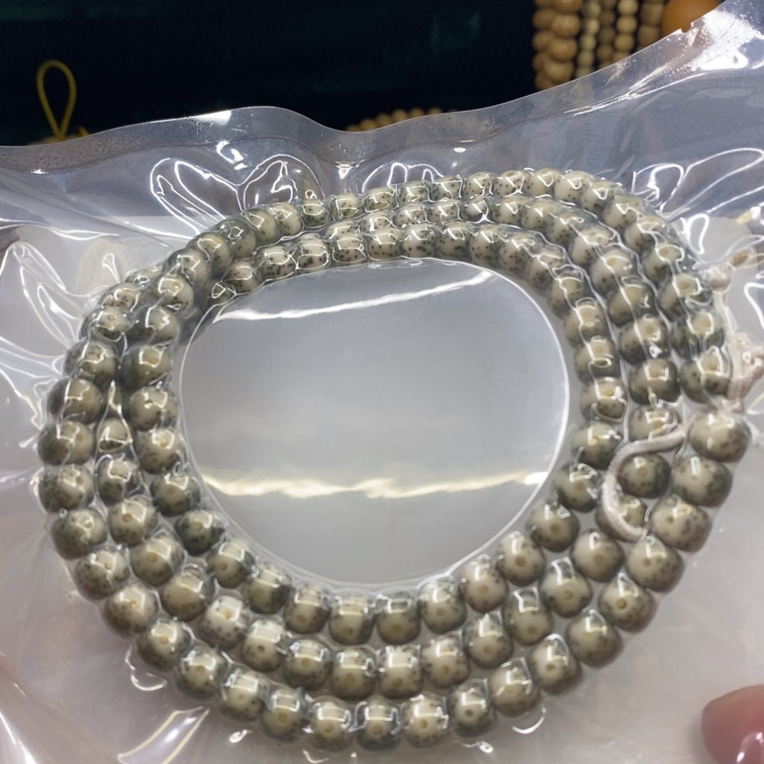 手串星月菩提8/7……