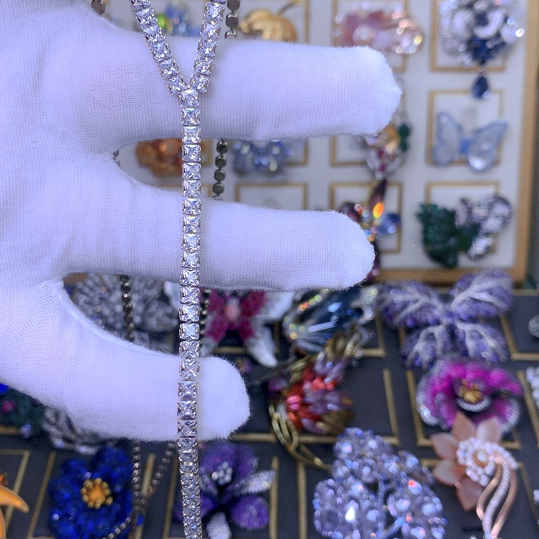 仿水晶铜毛衣链chang