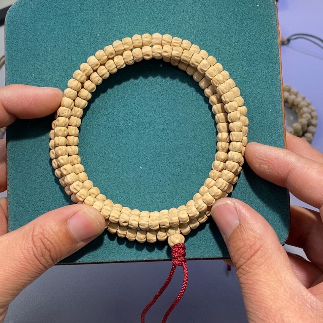 柏香籽/百香籽吊坠დ****o