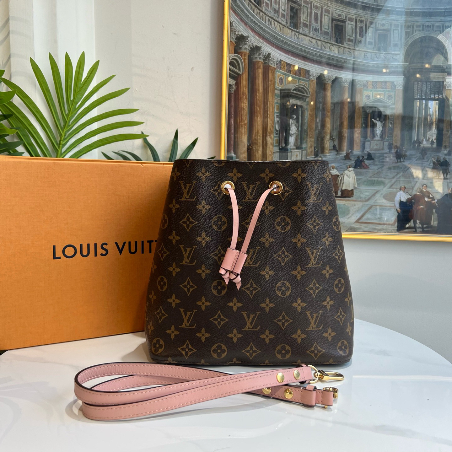 95新 LouisVuitton/路易威登 御古屋/04563/粉色水桶 18 