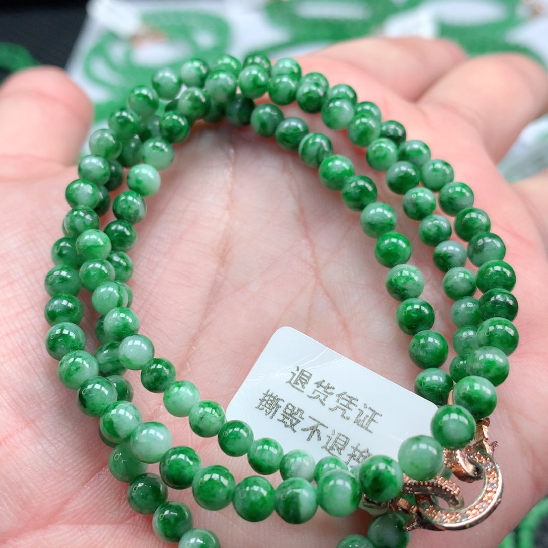 翡翠手链未镶嵌翡翠