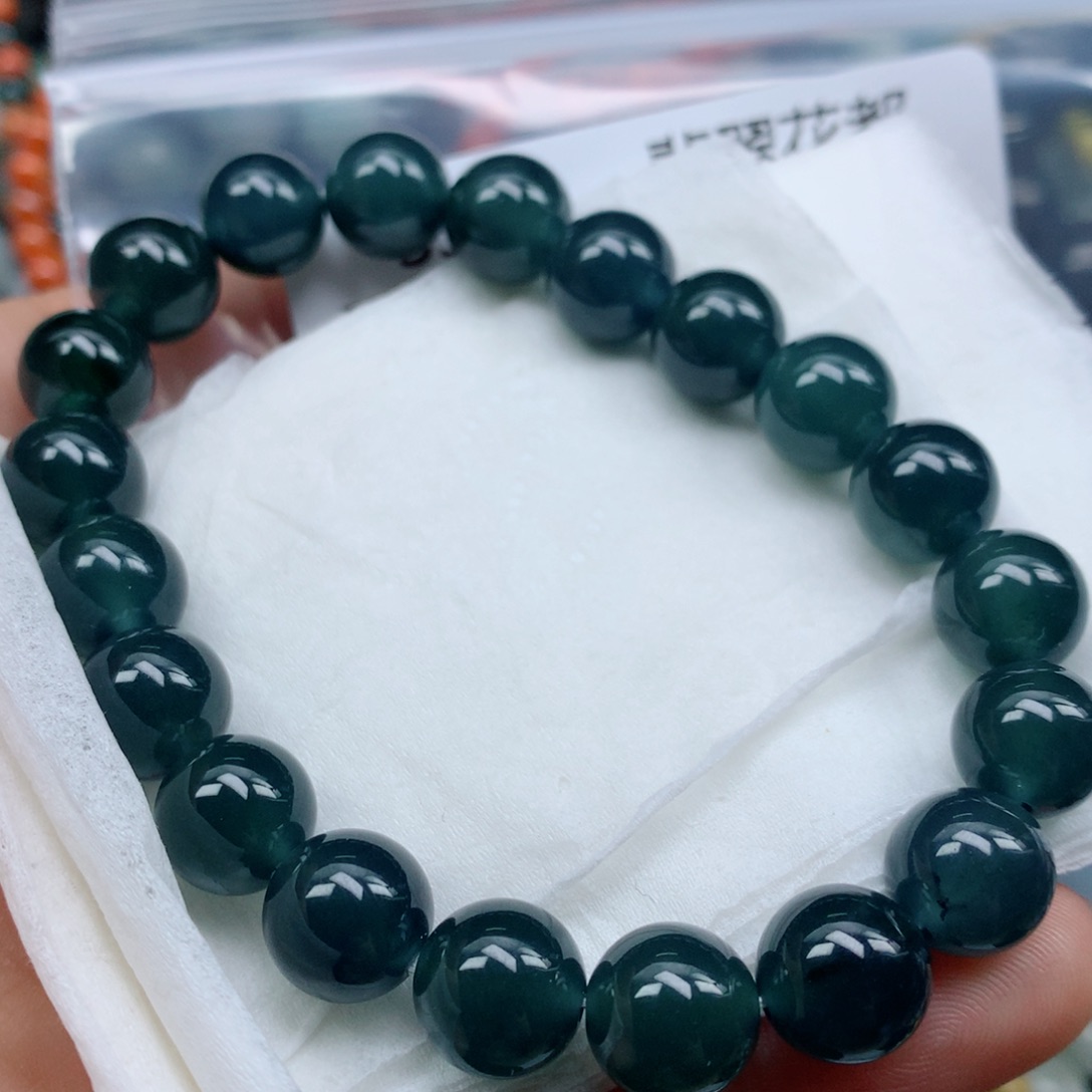 翡翠手串未镶嵌翡翠