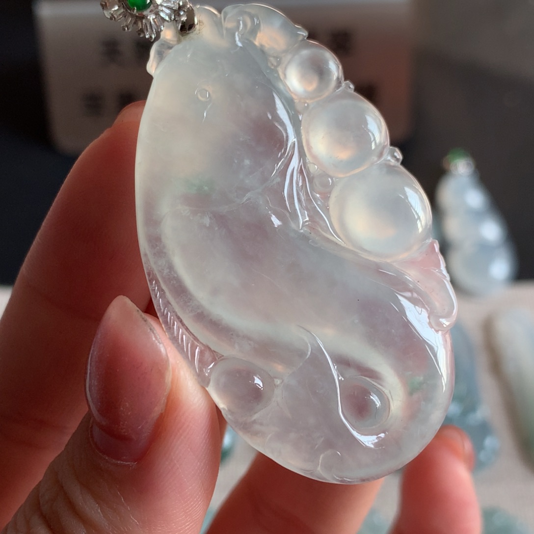 翡翠未镶嵌颈饰翡翠